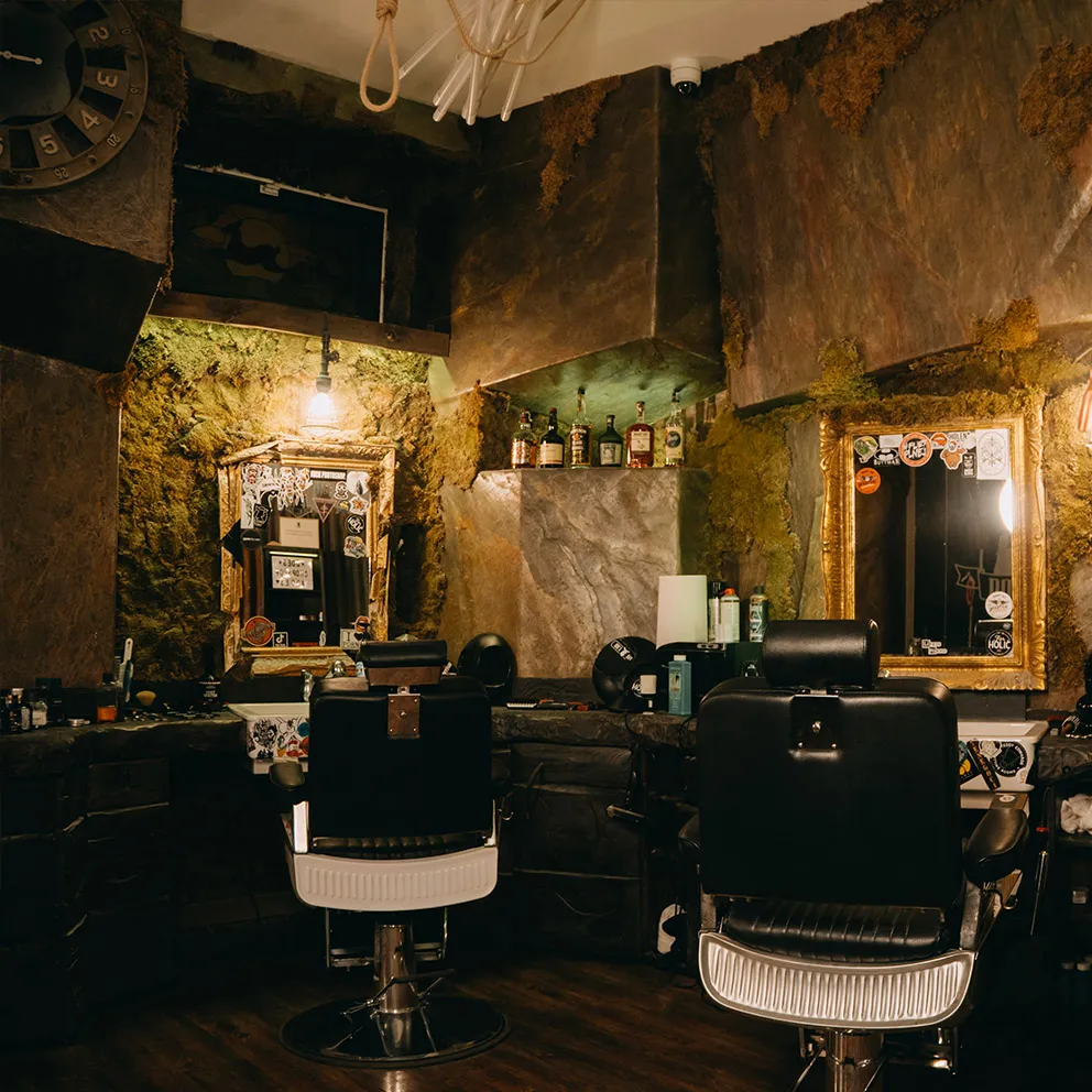 Doe's Barber Shop - interiér Walk-in pobočky